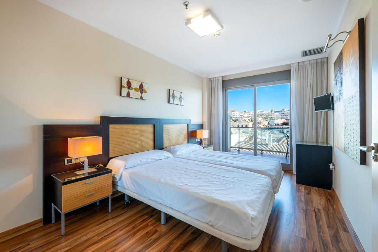 797 Holiday Rentals - Arcosur1- Moderno Apartamento Con Terraza Y Vistas Benalmádena Esterno foto